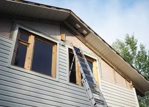 BEST Siding Repairing Company Near You